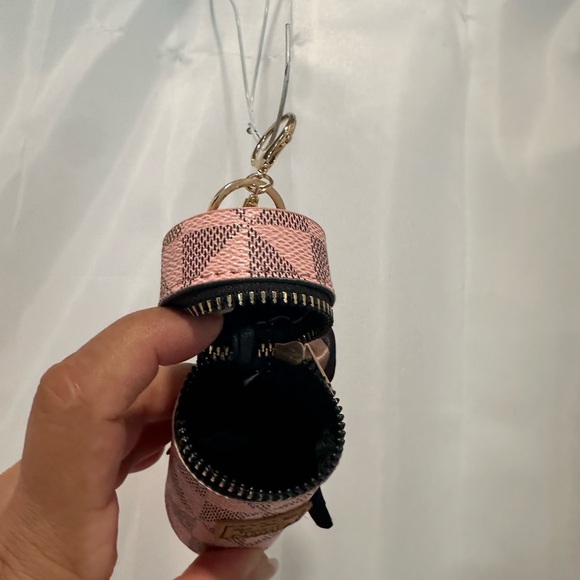 Purse, charm key ring NWOT pink /brown  logo fashionable great gift - Picture 6 of 6